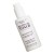 Biała butelka z pompką Instytutum Retinol Toner, pochylona lekko w bok. Etykieta z fioletowym i czarnym napisem. Tonik z retinolem, ekstraktem z róży i witaminami, poprawiający koloryt i teksturę skóry. Design prosty i nowoczesny.