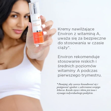 Zdjęcie kobiety w ciąży trzymającej butelkę kremu AVST 1, obok na szarym tle napisy wyjaśniające bezpieczeństwo stosowania kremu dla kobiet w ciąży.