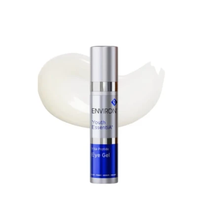 Butelka żelu ENVIRON Vita-Peptide Eye Gel w kolorze srebrnym, ze srebrną nakrętką i granatową etykietą, na tle próbki tego produktu w formie białej, rozsmarowanej kropli o żelowej konsystencji.
