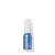 Na zdjęciu znajduje się elegancka, niebieska mini butelka z białym atomizerem wody Jane Iredale D2O Hydration Spray o pojemności 12 ml. Produkt posiada oznaczenie ECOCERT co potwierdza jego organiczne i naturalne pochodzenie składników.