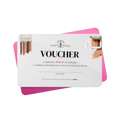 Voucher na kwotę 300 zł na zakupy w sklepie internetowym www.e-fontanna.com.pl. Duży napis VOUCHER, niżej  informacja „o wartości 300 zł na zakupy”.  Na dole miejsce na wpisanie osoby obdarowanej i kod vouchera. W tle widać twarz kosmetyki jane iredale.