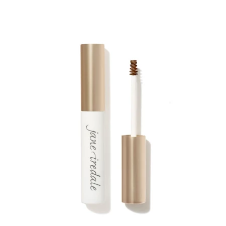 Na zdjęciu jest PureBrow® Brow Gel jane iredale w eleganckim opakowaniu: Tubka w matowej bieli z logo marki. Złote, satynowe wykończenie zakrętki dodaje luksusowego charakteru.  Precyzyjna mała szczoteczka, idealna do aplikacji na brwi.