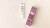 Po lewej stronie znajduje się tubka kremu pod oczy 180 ExoFusion Eye Cream o poj.15 ml w kolorze białym, obok niej fioletowe pudełko. Obok, na okrągłej przezroczystej płytce, jest próbka kremu w formie białej, gładkiej emulsji.