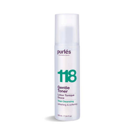 Na zdjęciu widoczna jest butelka Purles – 118 Gentle Toner. To produkt w białym, smukłym opakowaniu z pompką i przezroczystą nakrętką. Na etykiecie znajduje się oznaczenie 118, nazwa produktu Gentle Toner