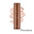 Na zdjęciu widoczny jest krem BB INIKA Organic BB Cream Prickly Pear w odcieniu Porcelain, zaprezentowany na tle rozprowadzonego produktu, który podkreśla jego jasny kolor oraz lekką, kremową konsystencję zapewniającą naturalne wykończenie makijażu.