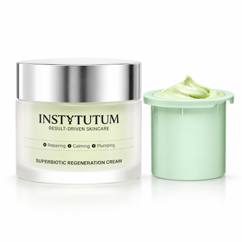Grafika przedstawia krem INSTYTUTUM SuperBiotic Regeneration Cream w eleganckim słoiczku ze srebrną nakrętką oraz umieszczony obok jasnozielony wkład uzupełniający z kremem. Produkty zaprezentowano na białym tle.